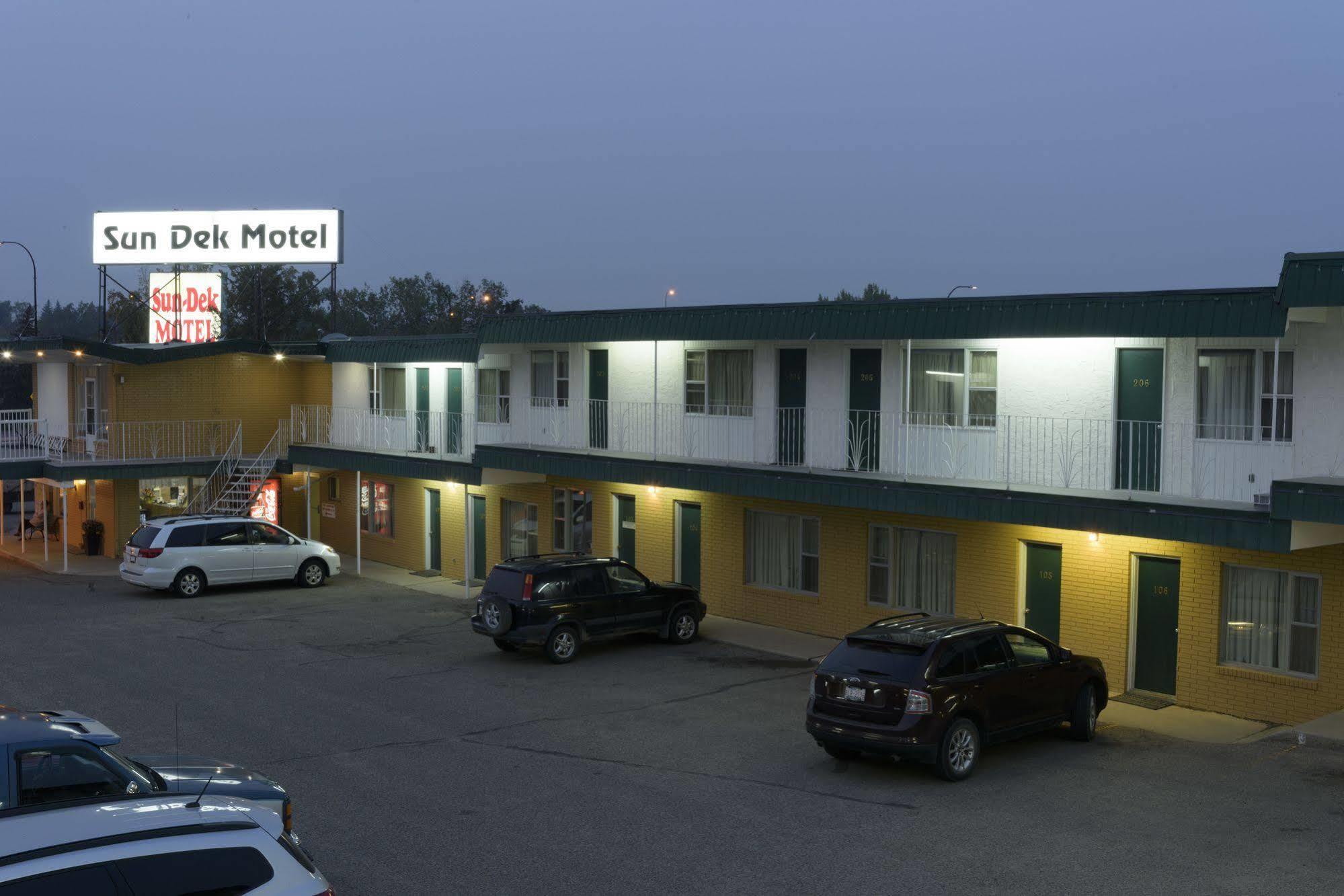 מדיסין הט Sun-Dek Motel מראה חיצוני תמונה